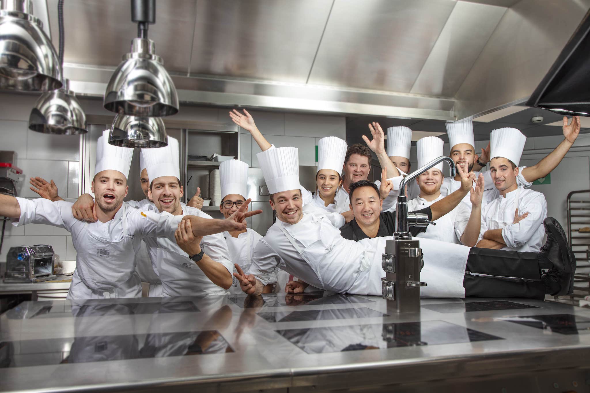 Das Kochpersonal von Le Pérolles in der Küche