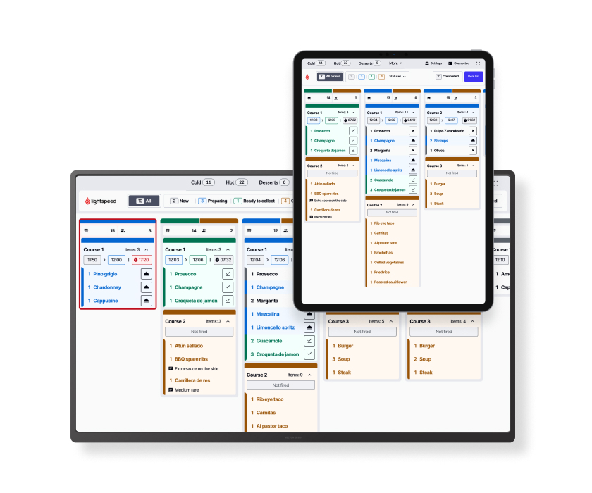 Ein großer Bildschirm und ein Tablet, beide mit der Anzeige des Lightspeed Küchendisplays (KDS).
